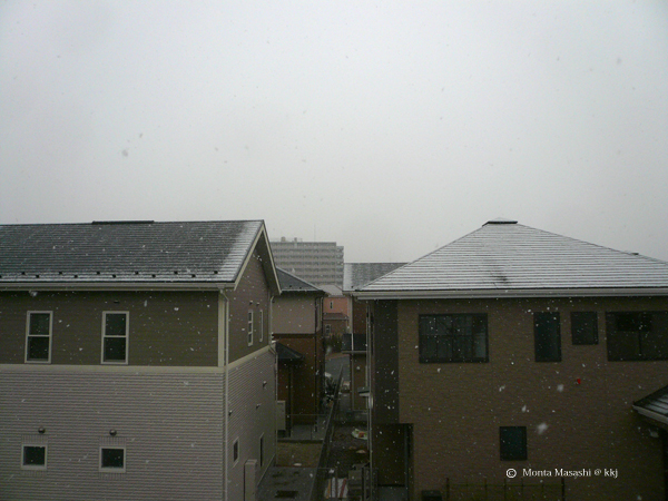 どちらが高性能住宅か一目瞭然!(わかりますよね?)