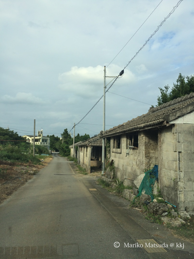 瀬底島に残る古民家